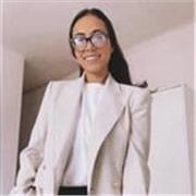 Profesional con Grado Superior en Desarrollo de Aplicaciones Web, Máster en IA y Ciberseguridad.
