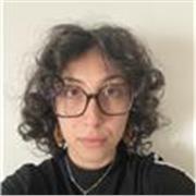 Sono laureata in Scienze dell’Educazione e ho già esperienza nell’insegnamento alle elementari!