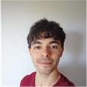 Profesor titulado en Piano y Composición oferta clases de Piano, Lenguaje Musical, Análisis y Armonía