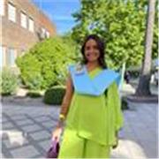 Profesora de primaria apta para todas las edades y asignaturas 
