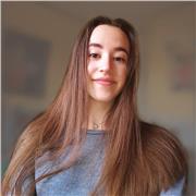 étudiante ingénieure donne tutorat dans les matières scientifiques