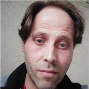 Laureato Magistrale in Fisica impartisce lezioni private di fisica e matematica