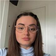 Joven profesora francesa. Tengo un Máster de profesorado de lenguas  extranjeras. Tengo experiencia en la enseñanza. Di clases.