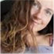 Offro ripetizioni di inglese online per tutti i livelli, ho un' esperienza di 6 anni nell'insegnamento,flessibilita' e serieta' sono garantite :) vivo all estero e parlo in inglese tutti i giorni!