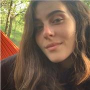 Soy Esther, estudiante de enfermerí en la UB. Tengo 19 años. Ofrezco clases de física, química, mates, biologia y lenguas