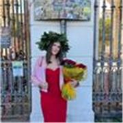 Laureata in economia, offre aiuto compiti con flessibilità di orario