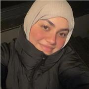 Arabich-Tutor, der Kinder aller Altersgruppen unterrichtet