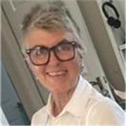 Experienced native teacher specialising in academic English