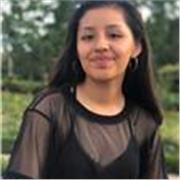 Estudiante universitaria imparte clases particulares de redacción y castellano a niños online