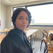 Apprenez l’anglais avec une étudiante studieuse et investie en Master et dotée d’un excellent niveau !