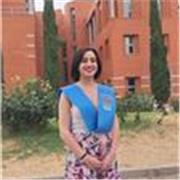 Profesora titulada en Estudios Ingleses con más de 6 años de experiencia dando clases, grupales y particulares