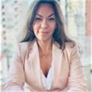 Profesora de química y ciencias ambientales a todo nivel educativo