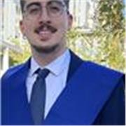 Soy un joven Graduado en Biología, con maestría en Bioinformática que tiene conocimientos amplios en ciencia y en programación.