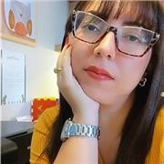 Aulas de inglês e disciplinas relacionadas as ciências da saúde como biologia e quimica