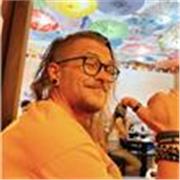 Professional one to one online Yoga classes with experienced practitioner turned teacher