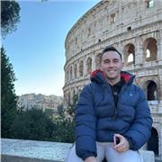 Soy ingeniero técnico agrónomo, e imparto clases para todo el público