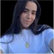 estudiante de lengua castellana y literatura con alto nivel de idiomas, apta para todas las asignaturas de primaria