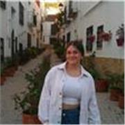 Estoy actualmente estudiando la carrera de educación infantil 