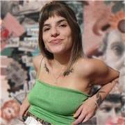 Psicóloga da clases a infancias con TEA, TDAH y Déficit de Atención