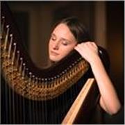 Laureata in Conservatorio offro lezioni di Pianoforte livello base e Teoria e Solfeggio per tutte le età!