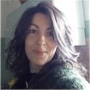 Dottoressa in psicologia impartisce lezioni di filosofia, psicologia e scienze umane
