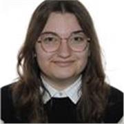 Me defino como una persona entusiasta y activa con ganas de ayudar a los demás siempre que se pueda.