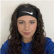 Ich bin sehr gut in Deutsch mache der Zeit auch Abitur und Deutsch ist mein Leistungskurs. Bin auch offen für andere Fächer:)