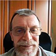 Web Designer e Sviluppatore Software impartisce lezioni di informatica a chi ha bisogno di approfondire la materia