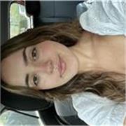 Soy una chica joven con bastante fluidez en los idiomas y me gustaría dar clases a niños no mayores de 13 años.