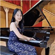 Professional Piano teacher based in London NW6, in-person lesson at student’s house. Teach all age from beginner to advanced level