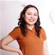 Maestro de inglés con experiencia en clases en línea para niños y adultos