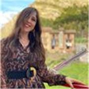 Ciao a tutti, 
mi chiamo Sonia, ho 29 anni e sono laureata in Didattica Museale presso l'Accademia di Belle Arti di Palermo.
Vivo attualmente a Bari in cui offro ripetizioni e aiuto compiti in tutte le materie soprattutto in arte e inglese