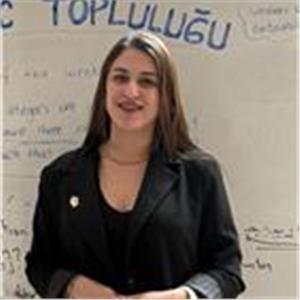 Simay Gümüs