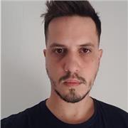 Clases totalmente adaptadas, de distintos niveles, con mucho material y al ritmo adaptado para distintos niveles de aprendizaje.