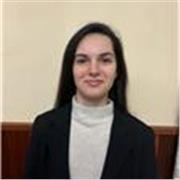 Profesora titulada en inglés con 2 años de experiencia ofrece clases particulares a domicilio.