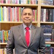 Aprende inglés de negocios: Modelos de Negocio, Plan de Marketing, Evaluación Financiera,y Estrategia