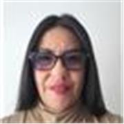 Profesora titulada en Educacion Preescolar en Venezuela, acá sería Educacion Infantil. Con 20 años de experiencia.  