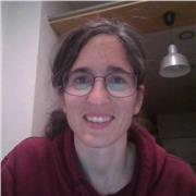 Funcionaria y profesora de matemáticas, Física, química y tecnologia desde hace más de 7 años.