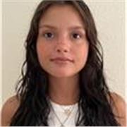 Estudiante que busca ganar dinero este verano, que tiene experiencia en dar clase a niños, responsable e implicada