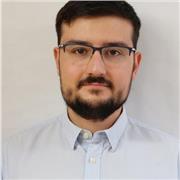 Se ofrece profesor para dar clases de matemáticas a todos los niveles