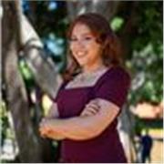 Maestra de ingles en linea dirigido a niños y adultos