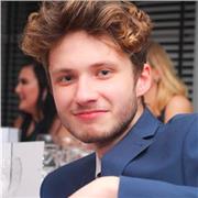 French tutor with 3 years teaching experience at all levels, giving lessons online or in Newcastle.