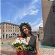 Offro lezioni di inglese private a bambini delle scuole elementari e medie, additandole alle loro esigenze 