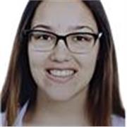 Comprometida, responsable y experta en el trato con niños tras tres años como entrenadora; con gran capacidad de adaptación.