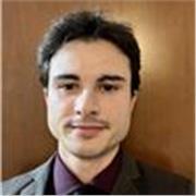 Laureato in ingegneria informatica fornisce lezioni di informatica e materie affini