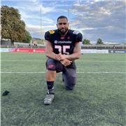 I am a professional American football player, who can help teach Students communicate, teamwork and but also build confidence