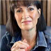 Educational coach to support students to pass exams.