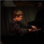 Preisgünstige Nachhilfe im Klavier (Klavierunterricht) von einem erfahrenem Klavierspielert