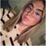 Aunque aún no tengo experiencia formal como profesor de español, tengo un nivel avanzado del idioma.