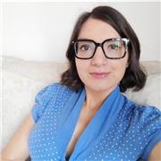 La sottoscritta, laureata in Biotecnologie Mediche, in possesso dell'abilitazione all'esercizio professionale di biologo e con un livello di inglese certificato B2, propone delle lezioni/ripetizioni di matematica, scienze, italiano ed inglese per le scuol